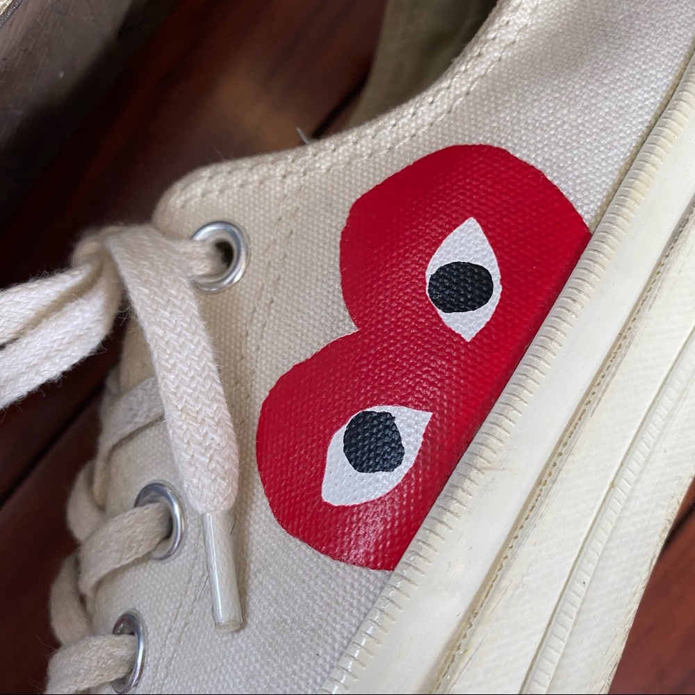 Comme de garçons converse